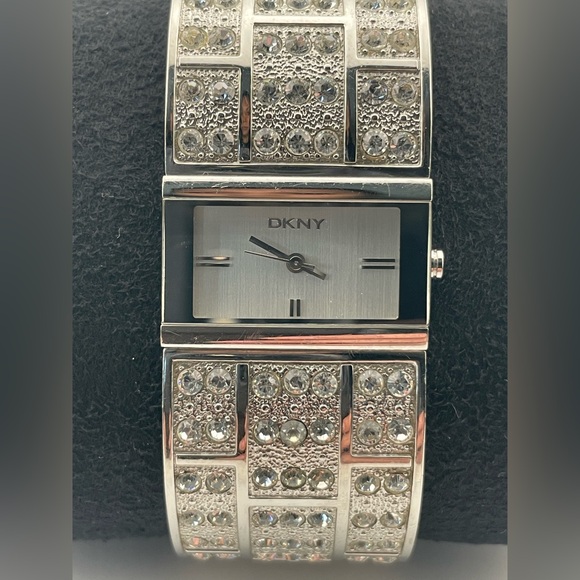 DKNY NY-3713 Crystal Pavé Cuff Bracelet Watch | Box + Extra Link - Picture 3 of 8